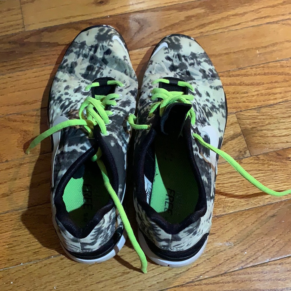 Nike Free Tie Dye Sneakers